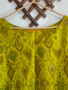 Avaasa Green And White chikankari Kurti Combo