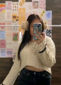 Off White Sweater🤍