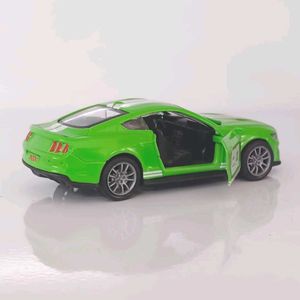 Famous Model Toy Car (Pcs.1)