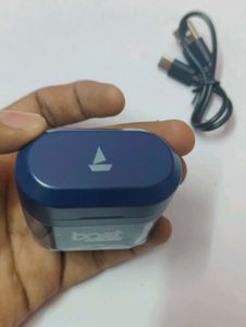 Boat Airdopes 402 Fine Working Brand New Condition