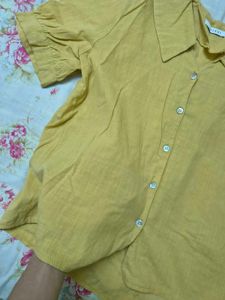 Korean Yellow Button-Down Top 🩷