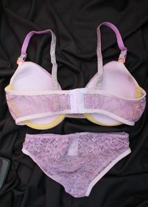 Bra &amp; Panty Set 👙