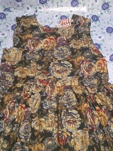 Floral Embroidered Kurta