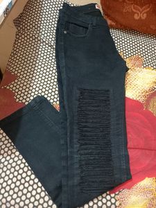Black Rugged Jeans For Teenagers