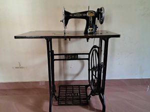 USHA Sewing Machine – Manual (Head Only)