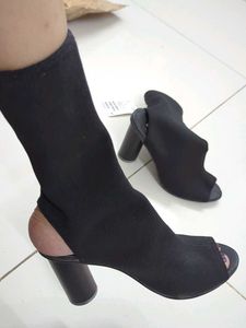 H&amp;M Elastic Boots