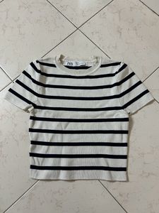 Zara Wooven Crop Top