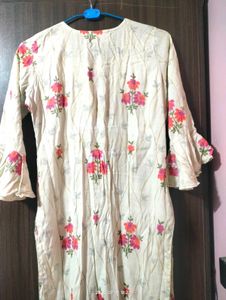 Floral Embroidered Kurti