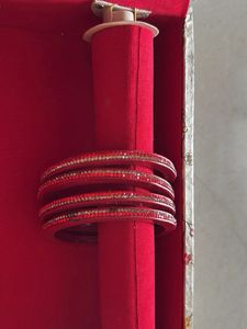 Pure Lakh Red Bangles Set 2/8