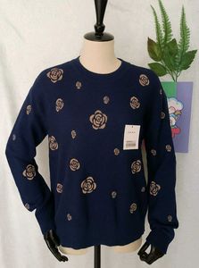 Rose Knit Sweater Or Pullover 💙