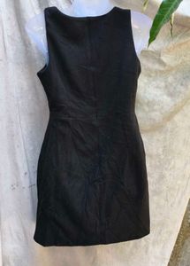 581212. Little Black Dress