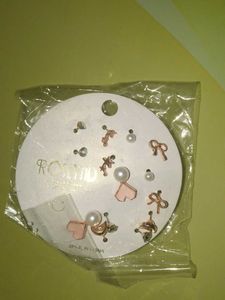 Cute Romito Earring Set