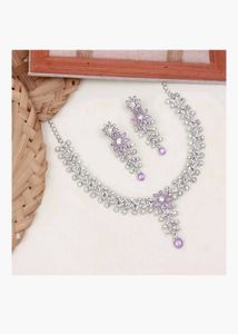 Elegant Floral Necklace Set