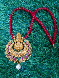 Laxmidevi Pendant With Red Crystal Chain