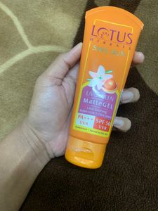 Lotus Herbal Sunscreen