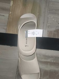 Primark Beige Slides