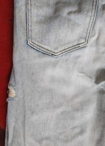 Fashionable Stretchable Jeans For Girls...