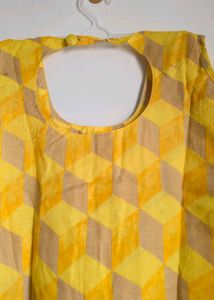 Chic Yellow kurti