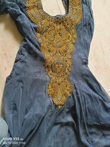 Elegant Grey Embroidered Kurta