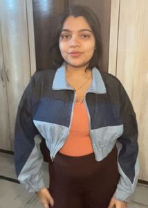 Color Block Cropped Jacket for Winters