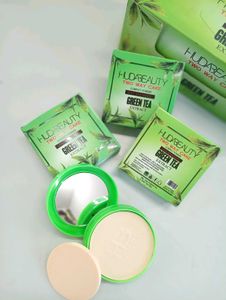 Huda Beauty Green Tea Compact Powder