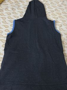 Striped Sleeveless Hoodie
