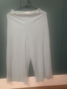 Light Blue Capri