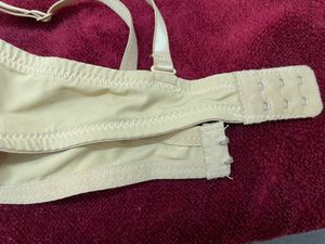 New Padded Seamless Bra *never Used