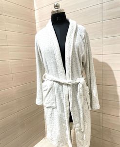 ZARA Pintresty Bathrobe