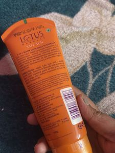 Lotus Herbals Safe Sun SPF 40