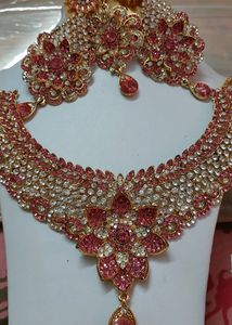 Wonderful Pinky Jewellery Set. New