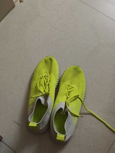 For Sale: Women’s Neon Max Training Shoes – Like N