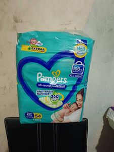 New Baby Pampers Upto 5kg 54 Pants