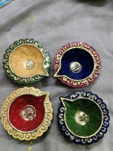 Diyas Set Of 4