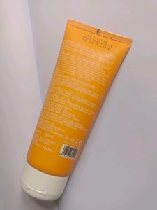 Dot &amp; Key Vitamin C Facewash