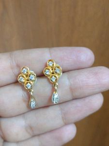 Elegant Gold Drop Earrings