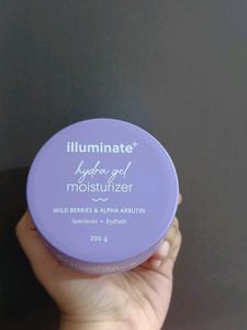 Aqualogica Illuminate + Hydra Gel Moisturizer