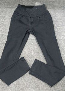 Max High Waist Black Jeans