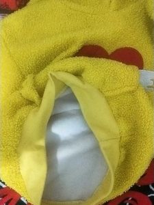 Boys Yellow Sweatshirt Age 6-8 Years