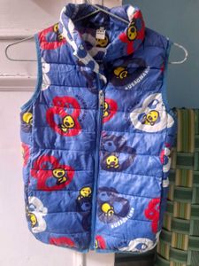 kids woolen cut sleevea jacket