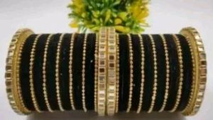 Velvet Bangles Set