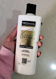 TRESemme Keratin Smooth Conditioner