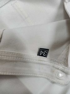 White denim jeans