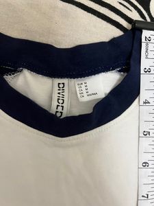 Navy &amp; White Raglan Sleeve Crop Top – Size M