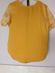 Combo : Jeans &amp; Yellow Lace Top