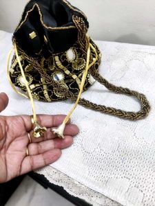 Clutches 👉Mirror Embellished Drawstring Pouch Bag