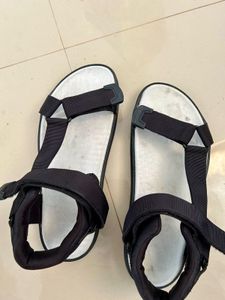 Zara Chappal