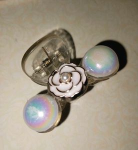 Flower Pearl Hair Clip