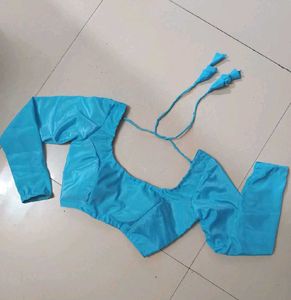 Satin Back Hook Padded Deep Neck Blouse