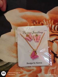 Butterfly Necklace & Earring Set